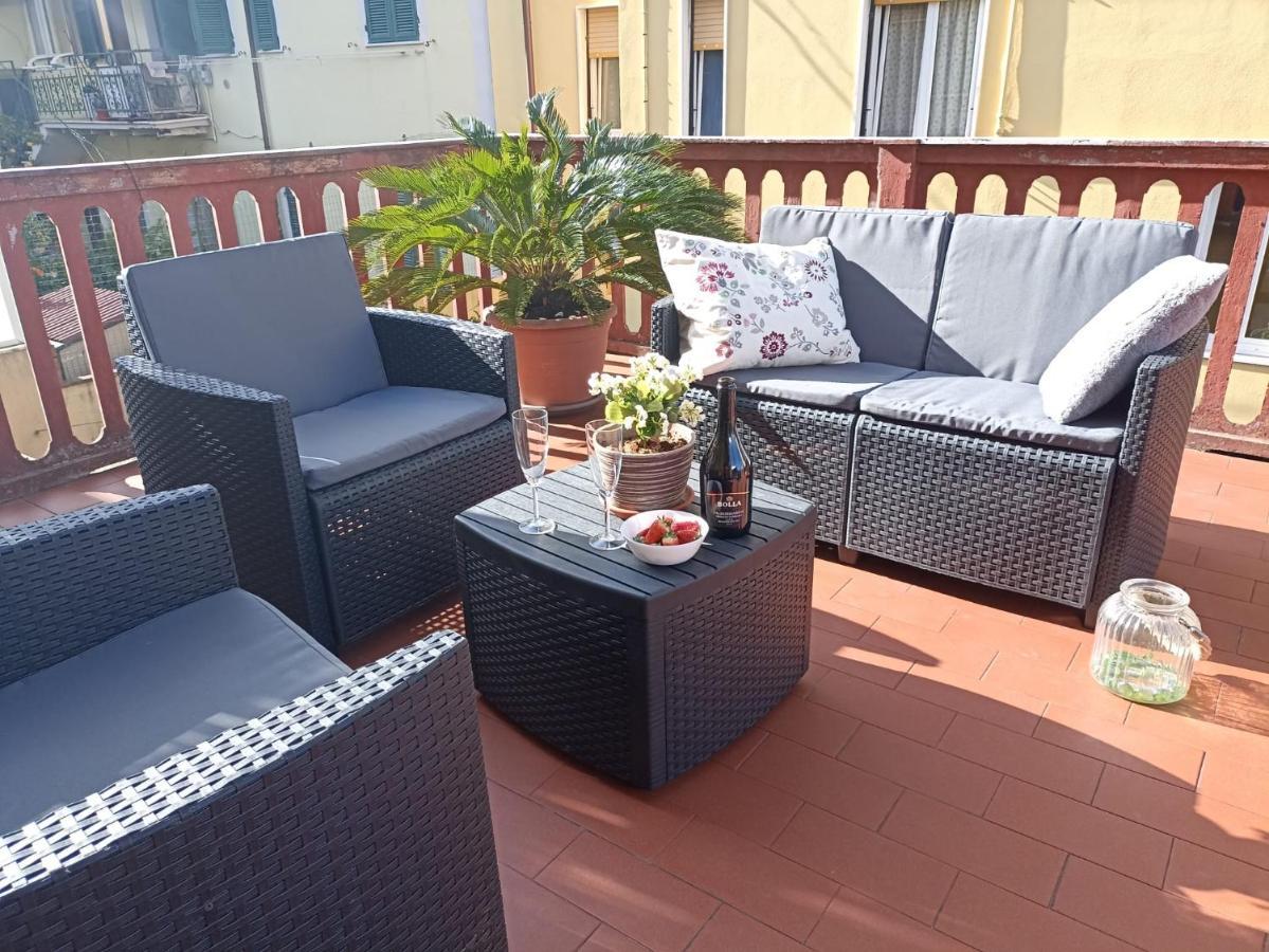 La Casa Di Ele, Parcheggio Privato Gratuito La Spezia Exterior foto