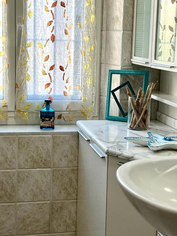 La Casa Di Ele, Parcheggio Privato Gratuito La Spezia Exterior foto